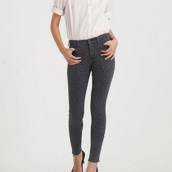 Lucky Brand Charlie Skinny Leopard Jeans - Picture 1 of 13
